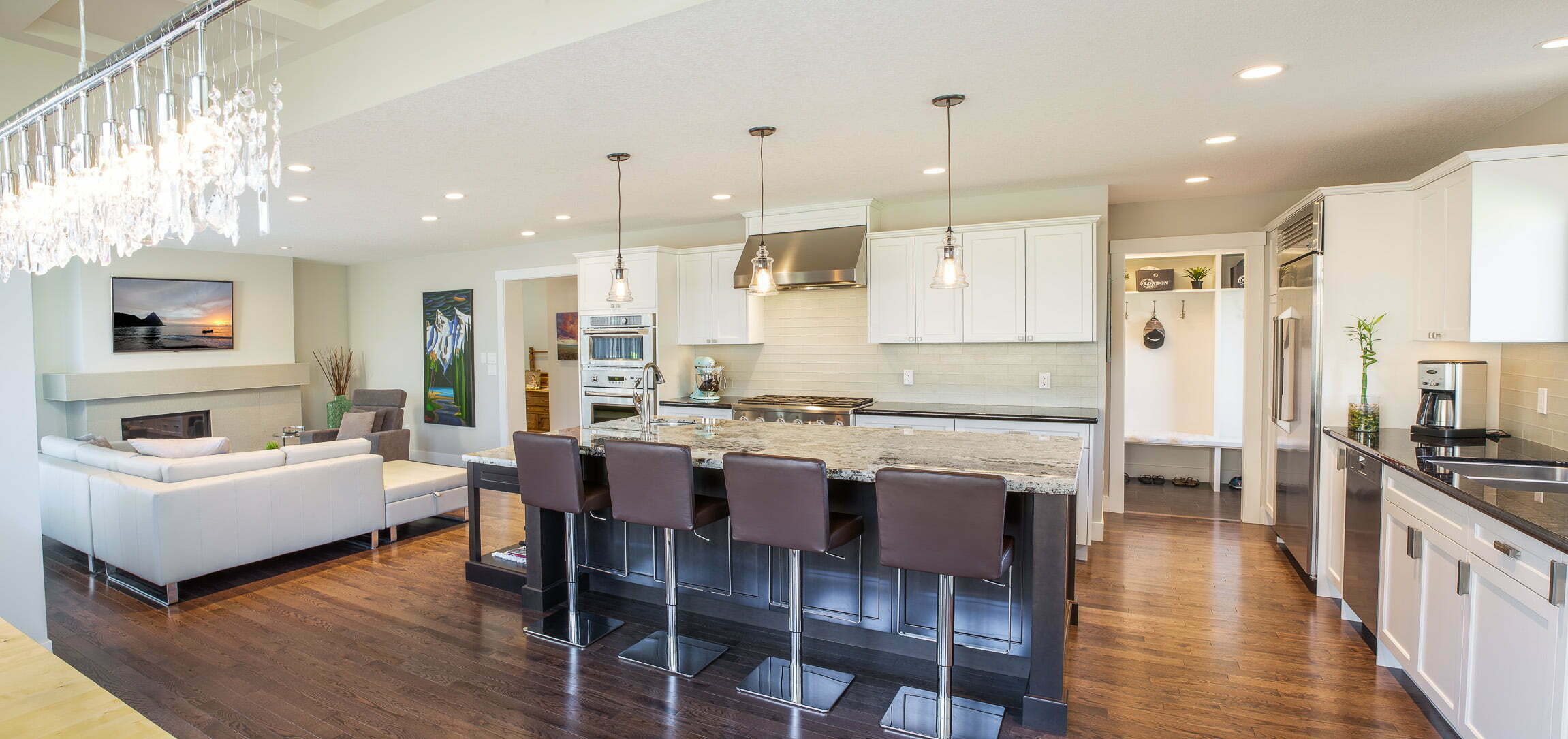 One Of The Most Reputable Calgary Custom Home Builders Holds Last Tour For 2013