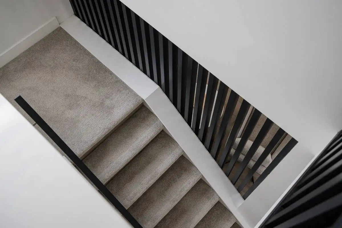 Douglas Glen, Calgary, Alberta Renovation Photo Gallery - 14