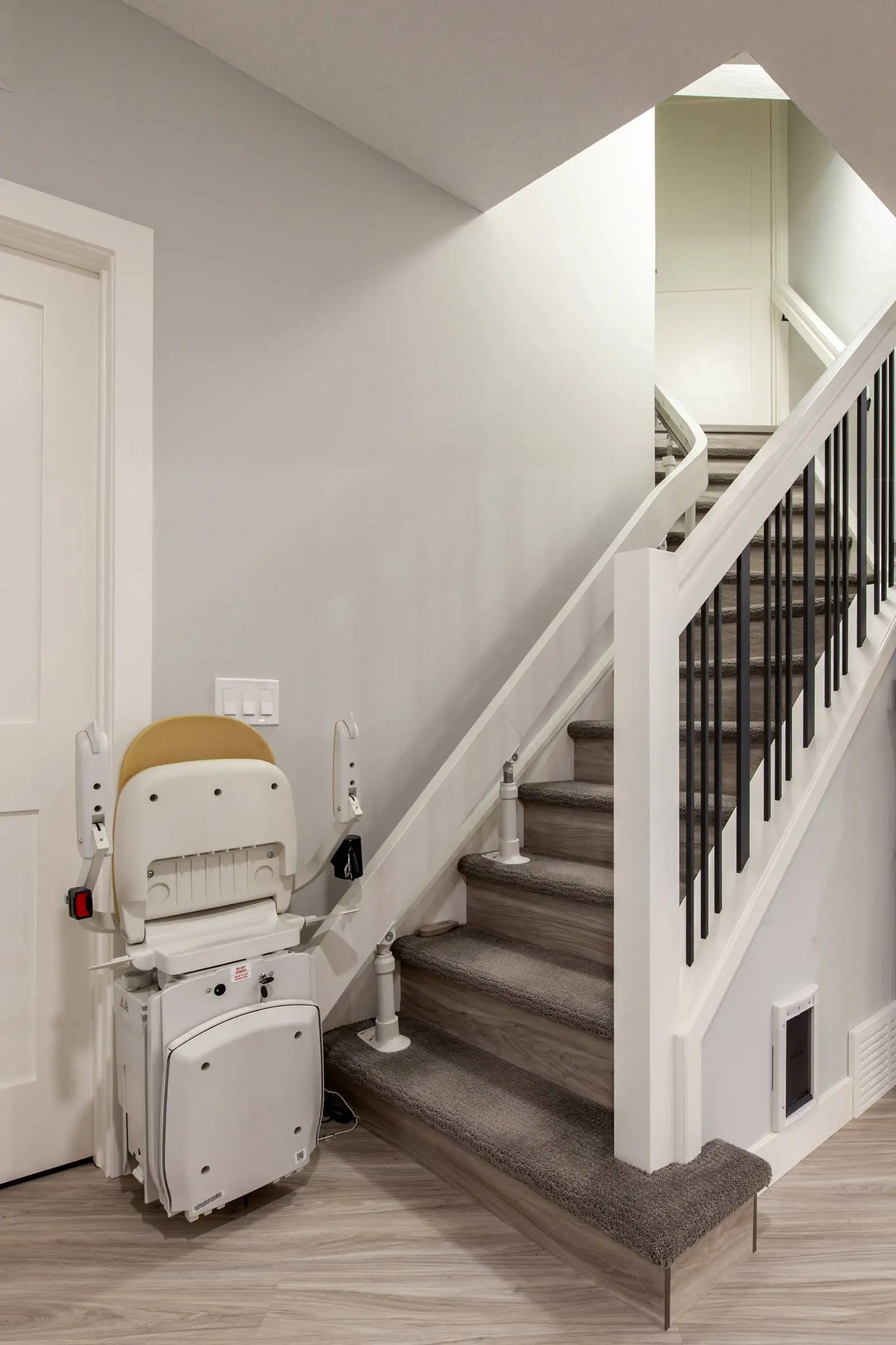 Edgemont, Calgary, Alberta Renovation Photo Gallery - 25