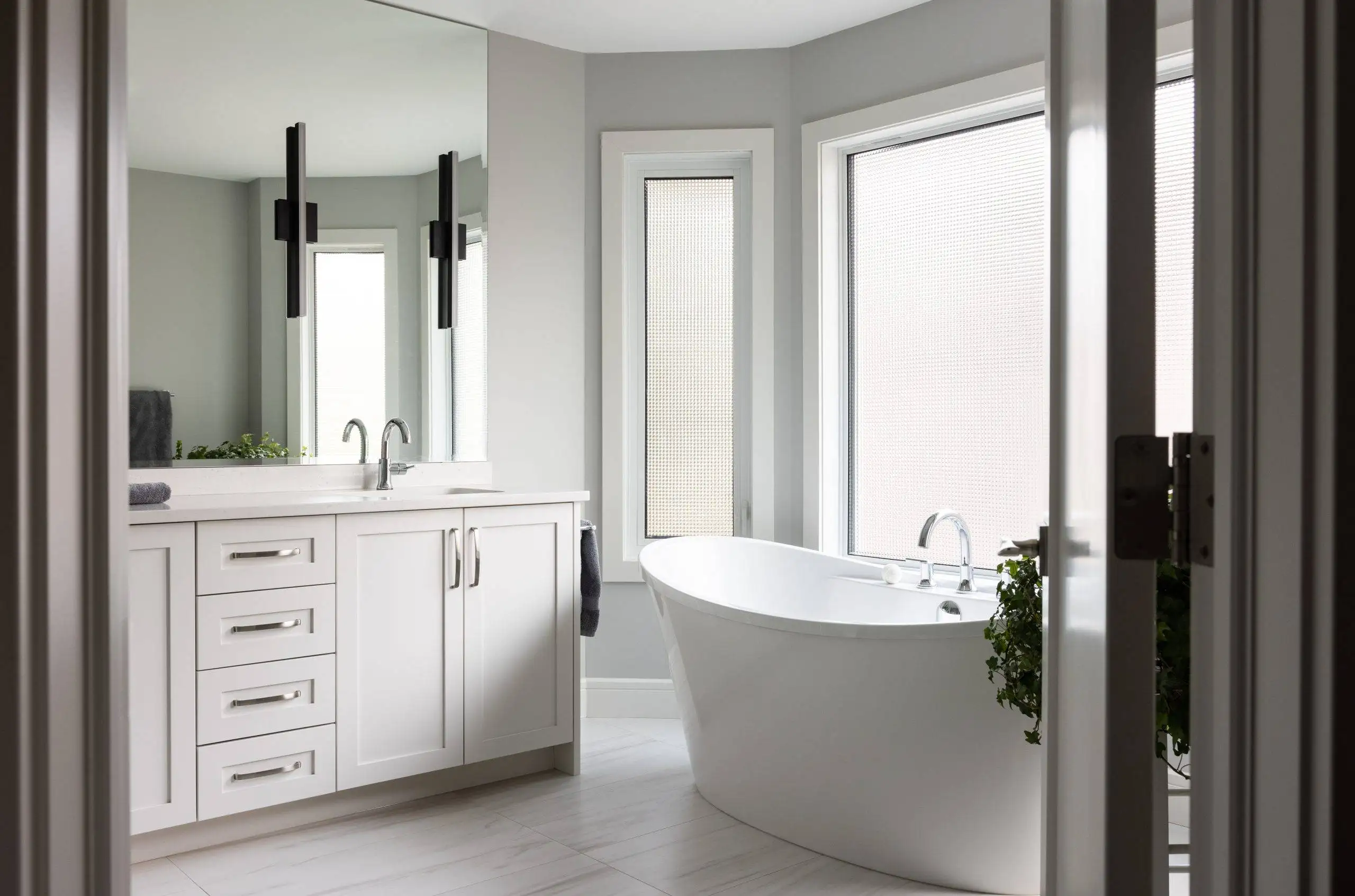 McKenzie Lake, Calgary, Alberta Renovation Photo Gallery - 21