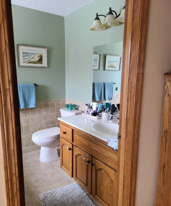 Scenic Acres, Calgary, Alberta Renovation Photo Gallery - 1