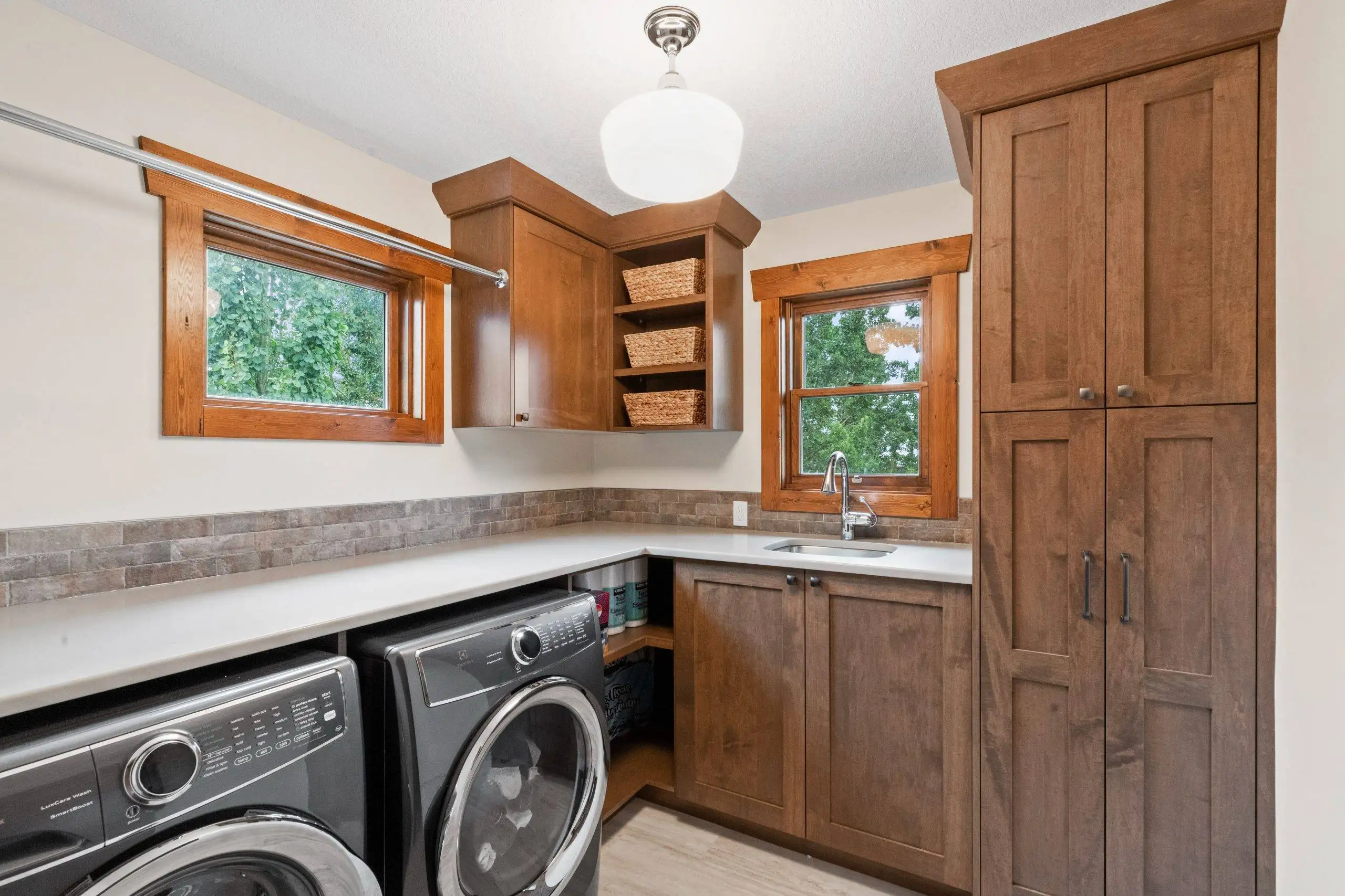 Wentworth, Calgary, Alberta Renovation Photo Gallery - 14