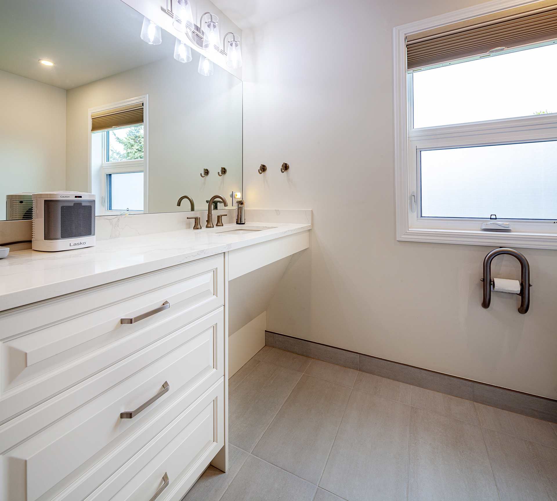 Airdrie, Alberta Renovation Photo Gallery - 11
