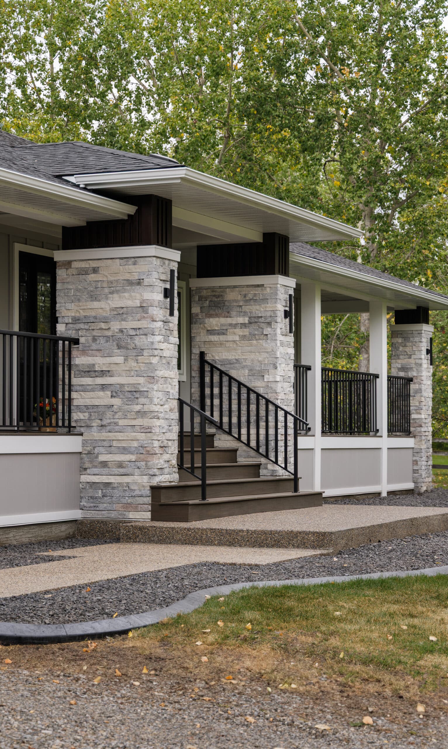 Heritage Pointe, Alberta Renovation Photo Gallery 64 - 02