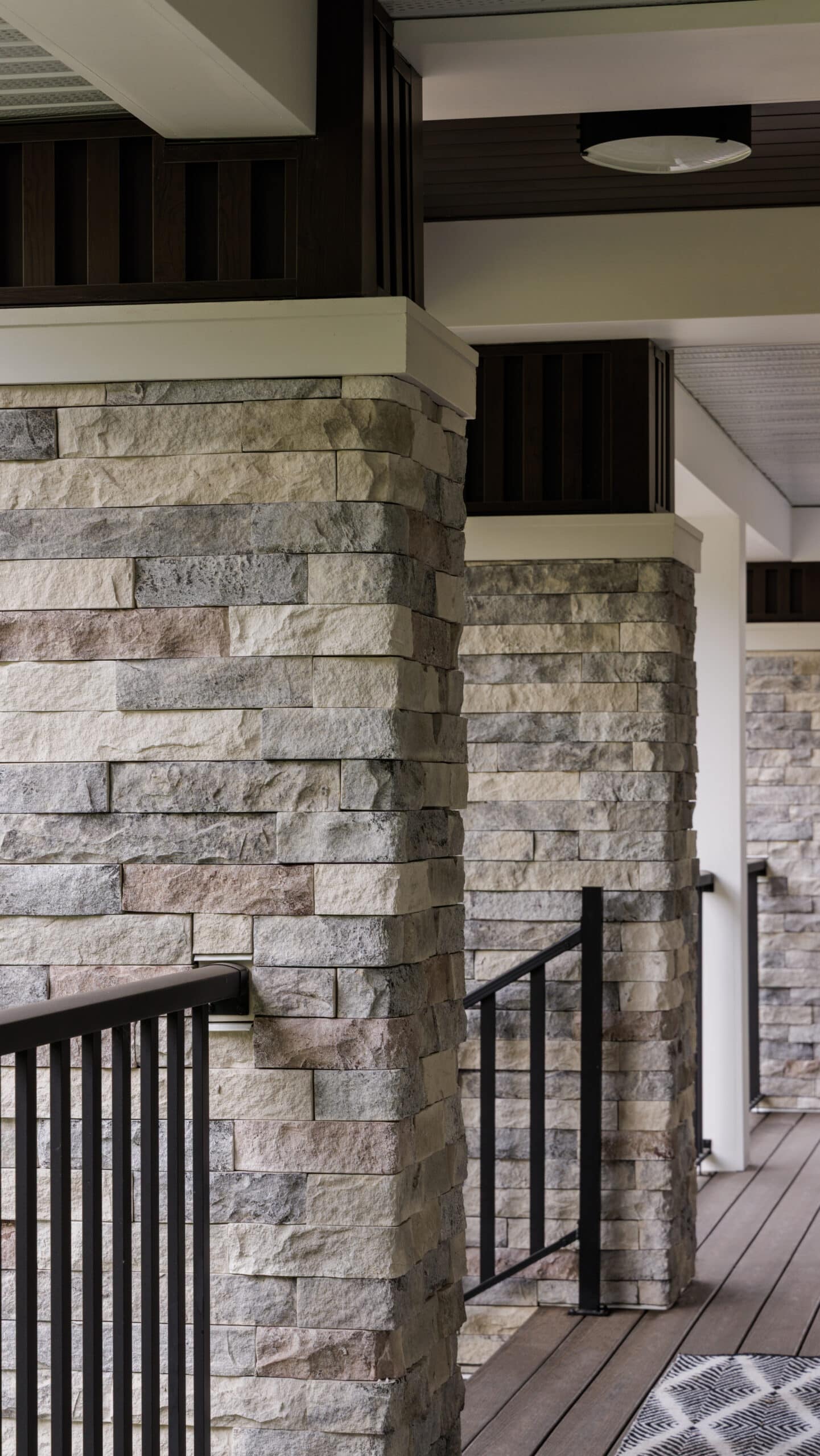 Heritage Pointe, Alberta Renovation Photo Gallery 64 - 15