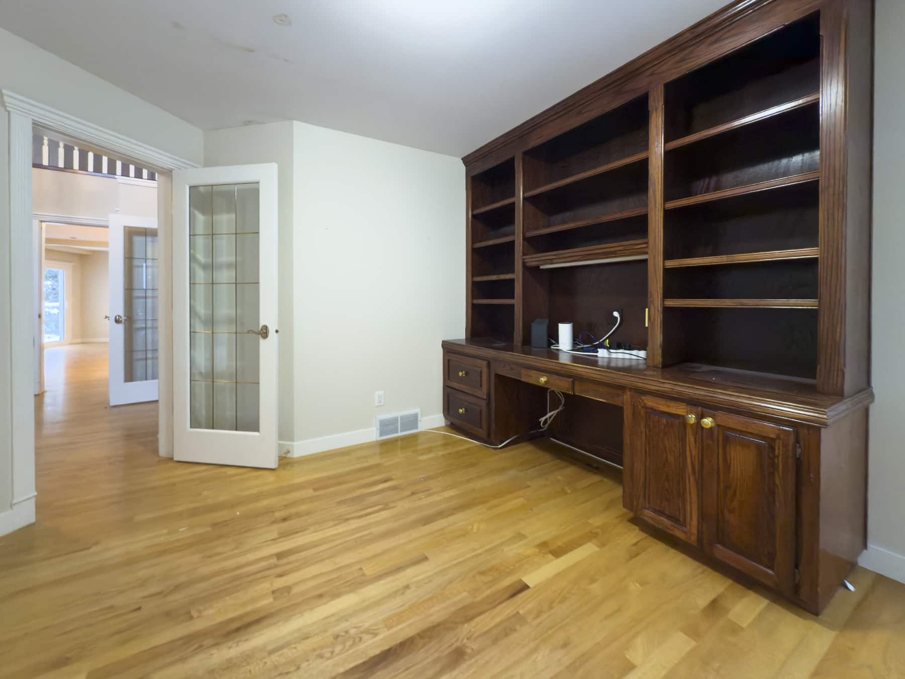 Christie Park Calgary, Alberta Renovation Photo Gallery - 066 - 08
